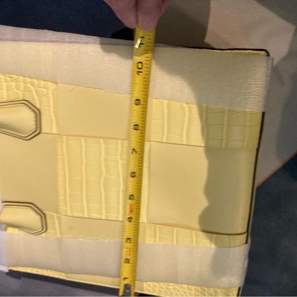 NWT~Michael Kors Mercer MD Crossbody Brand NEW Luxury Shoulder bag - Picture 5 of 16